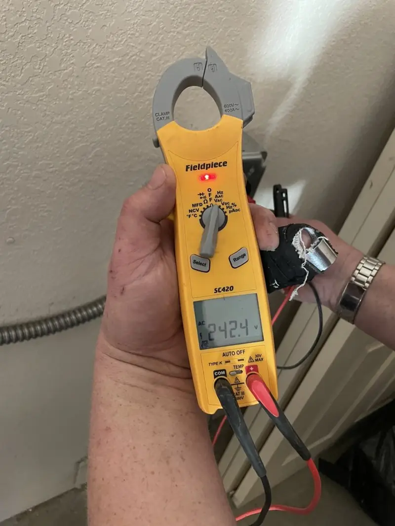 Voltage testing with clamp meter during Generator Installation in Hyattsville